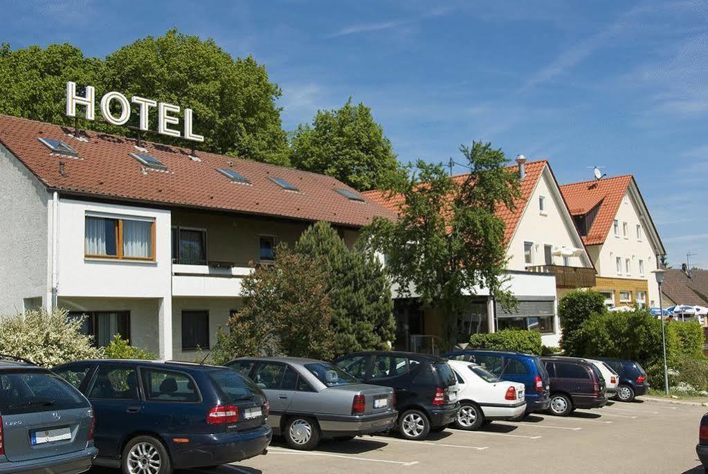 Landhotel Gasthof Am Berg Dornstadt Esterno foto